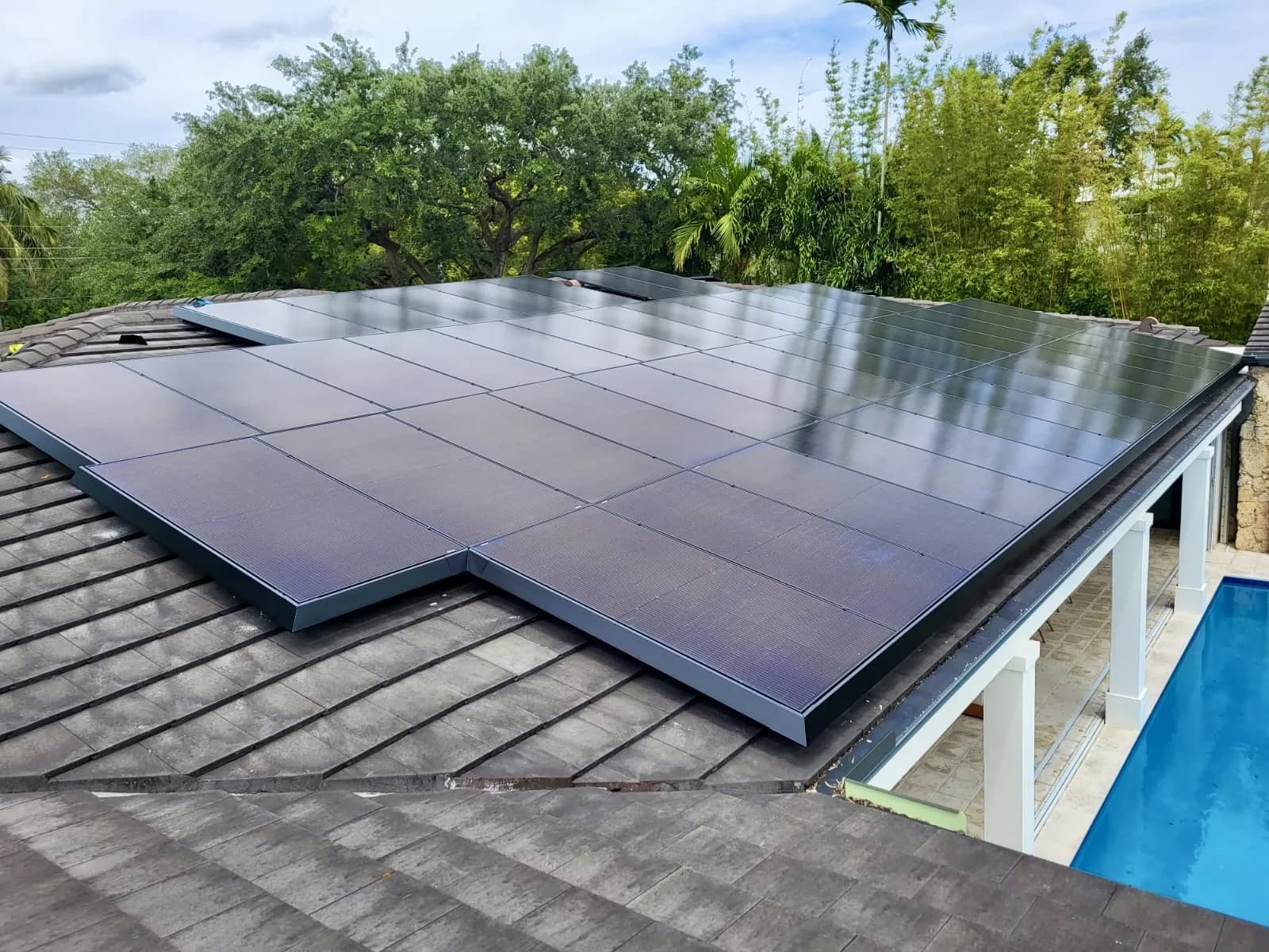 Sprightful Solar 32.6 kW solar system installed on a home in Coral Gables, Florida